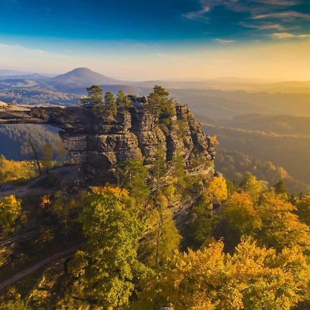 Northern Panorama Jílové Kültér fotó