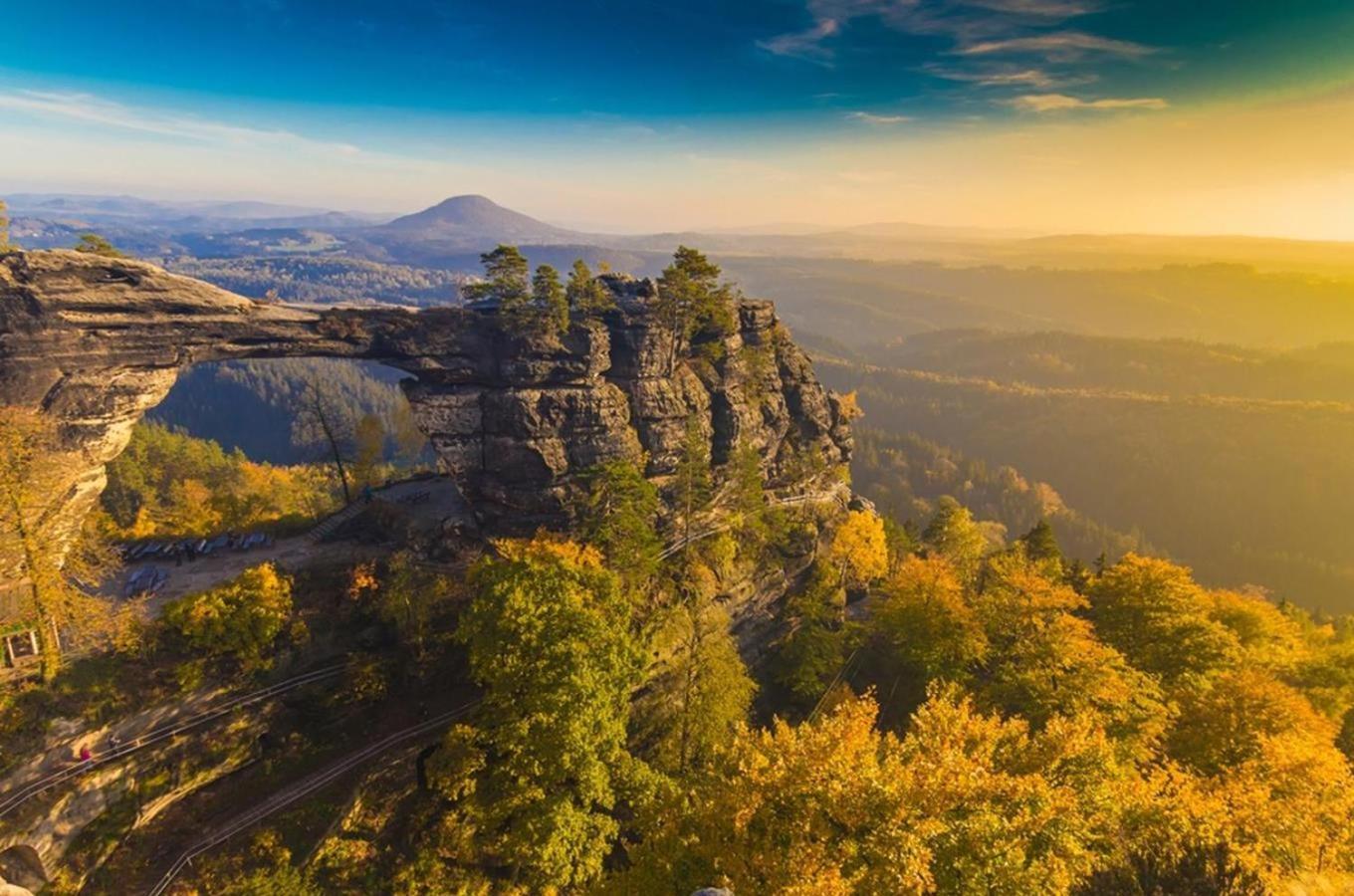 Northern Panorama Jílové Kültér fotó